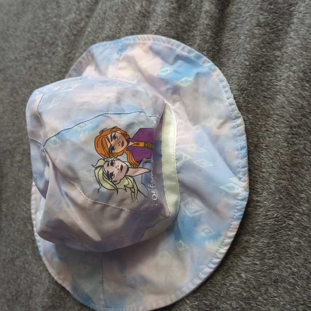 Disney Frozen 2 bucket hat big kids